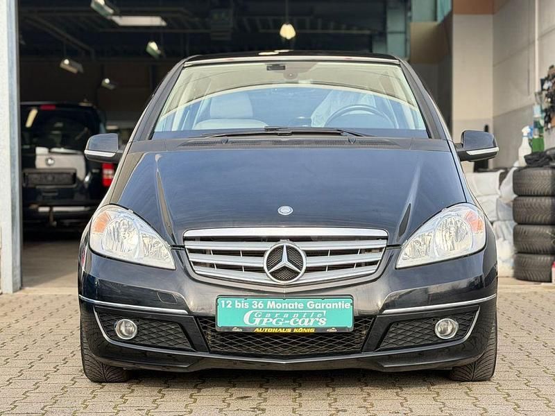 Gebraucht Mercedes A180 116 PS (85 kW) 2011 Schwarz Van / Kleinbus