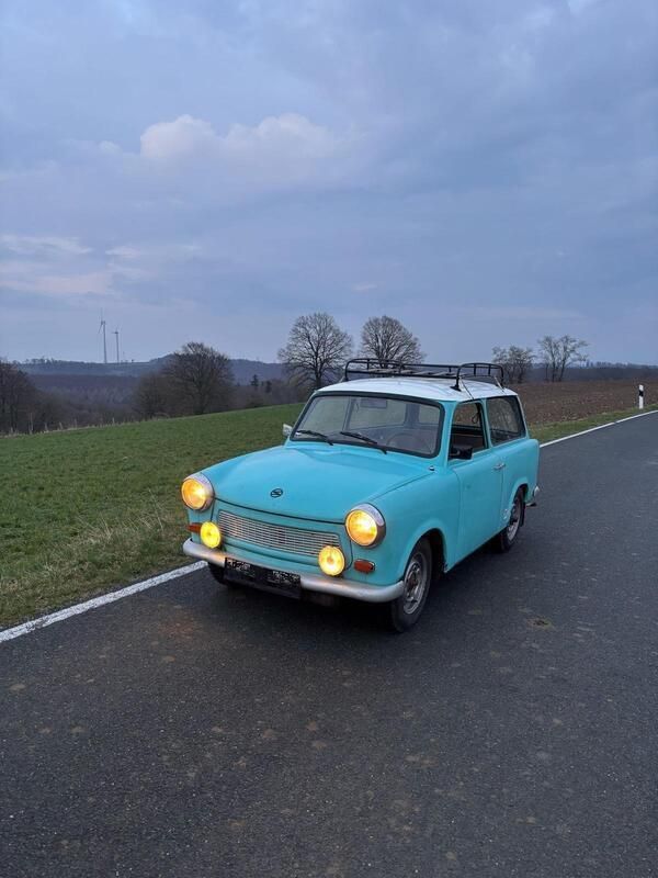 Blau Gebraucht 1976 Trabant 601 Kombi | 2.800 € - Bild 1/4