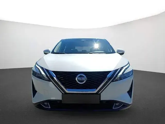 Gebraucht Nissan Qashqai 140 PS (102 kW) 2022 Weiß SUV