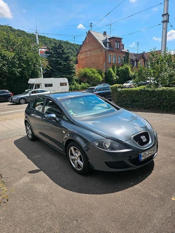 Andere außenfarben Gebraucht 2007 Seat Leon Kleinwagen | 1.600 € (Fairer Preis) - Bild 1/4