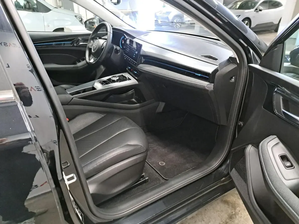 Gebraucht MG MG5 EV Luxury 114 kW (156 PS) 2024 Pebble black Kombi