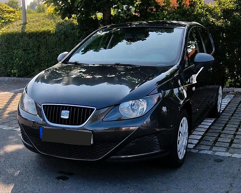 Grau Gebraucht 2004 Seat Ibiza Kleinwagen | 3.499 € - Bild 1/4