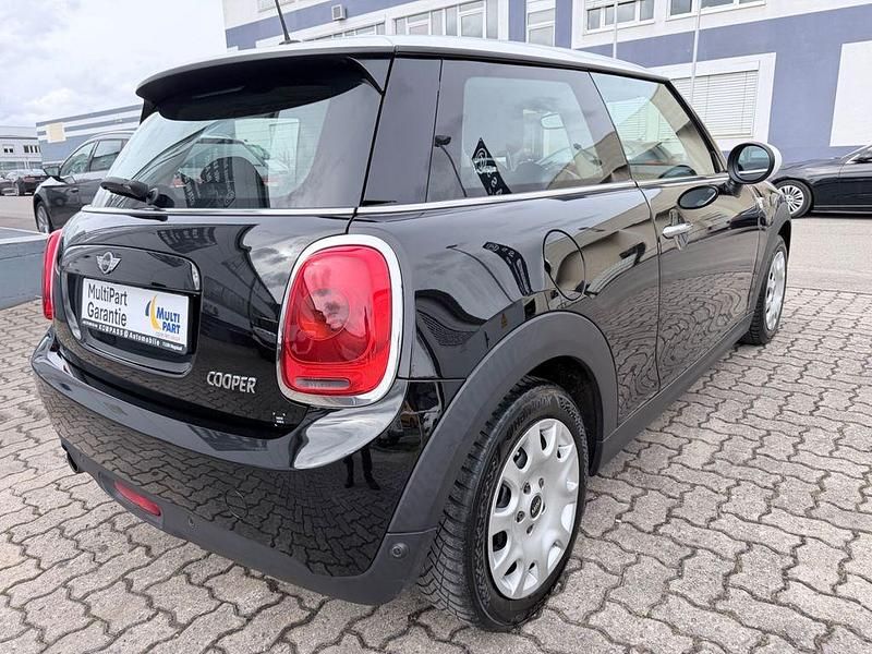 Gebraucht Mini Cooper 136 PS (100 kW) 2015 Schwarz Kleinwagen