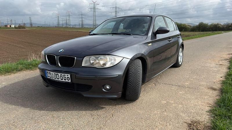 Gebraucht BMW 120 163 PS (119 kW) 2005 Grau Kleinwagen