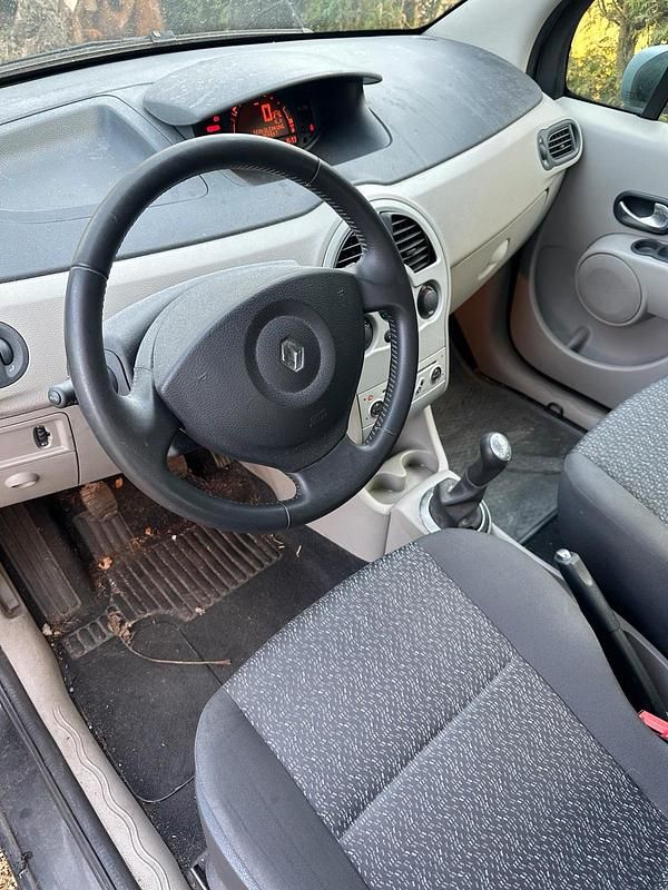 Used Renault Modus 2004 Black Minivan