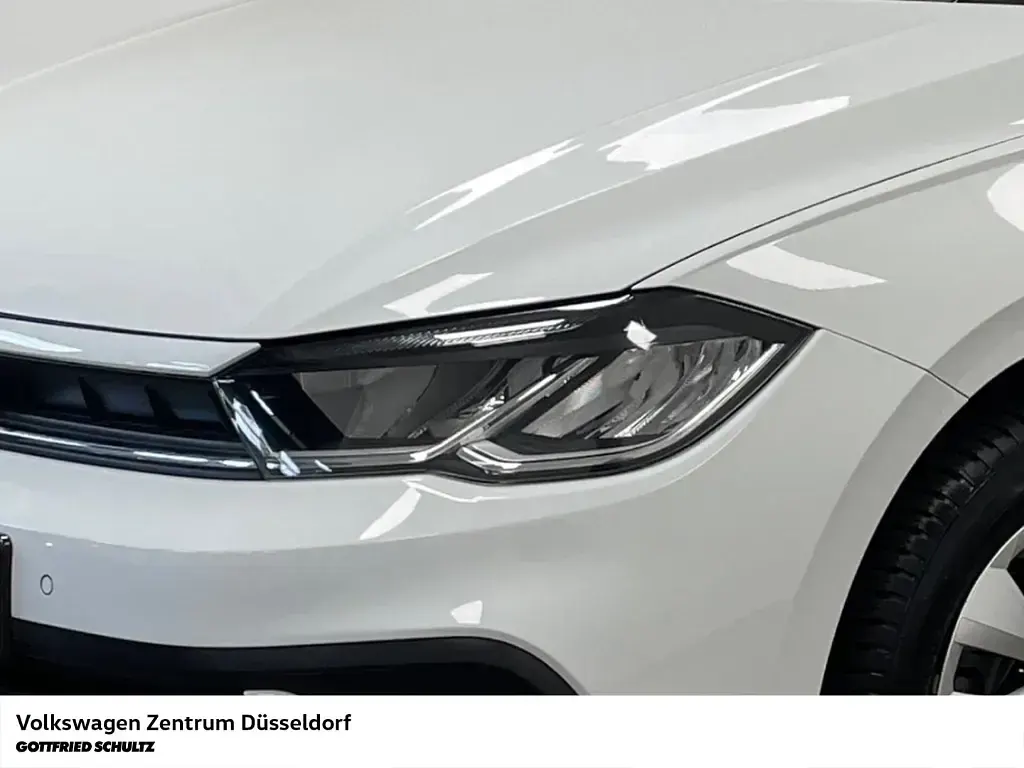 Gebraucht VW Polo Life 95 PS (69 kW) 2023 Weiß Kleinwagen