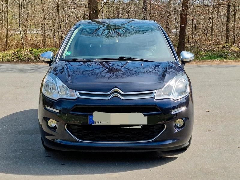 Blau Gebraucht 2013 Citroën C3 SELECTION Kleinwagen | 3.250 € (Superpreis) - Bild 1/4