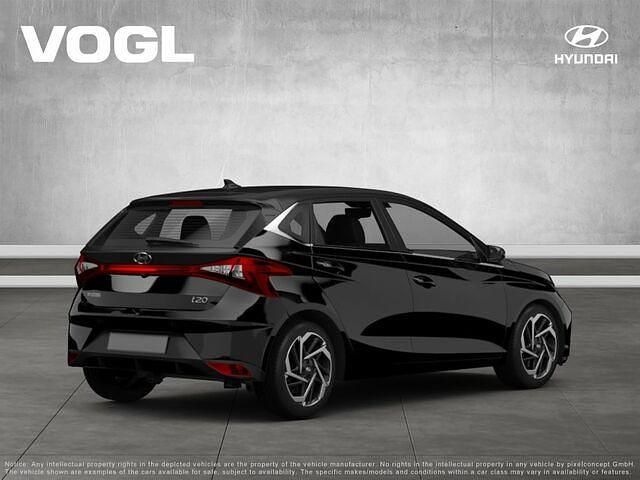 Gebraucht Hyundai i20 Trend 101 PS (74 kW) 2024 Phantom black / met Kleinwagen