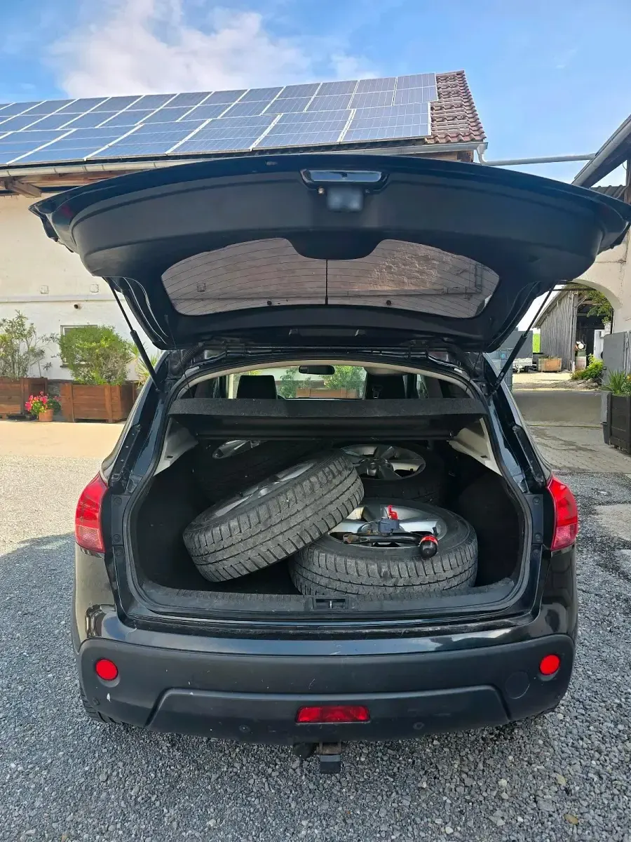Gebraucht Nissan Qashqai 146 PS (107 kW) 2008 Schwarz SUV