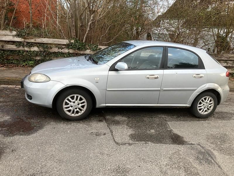 Gebraucht Chevrolet Lacetti 95 PS (69 kW) 2006 Grau Limousine