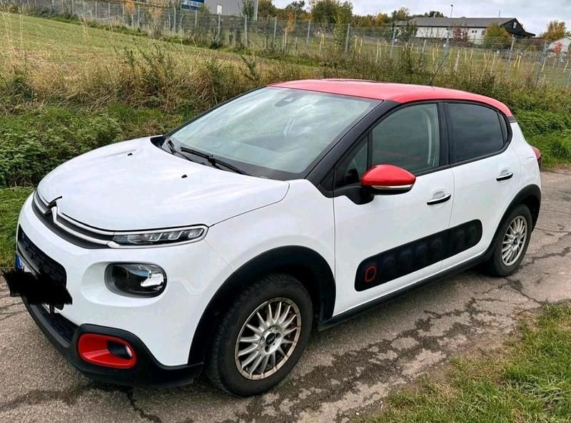 Weiß Gebraucht 2017 Citroën C3 PureTech Kleinwagen | 6.999 € (Guter Preis) - Bild 1/4