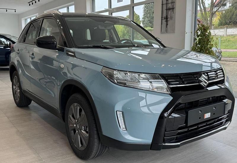 Blau Neu 2025 Suzuki Vitara Comfort SUV | 23.900 € (Fairer Preis) - Bild 1/4