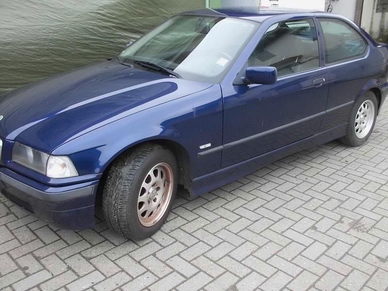 Blau Gebraucht 1997 BMW 316 Compact Comfort Edition Kleinwagen | 1.290 € (Superpreis) - Bild 1/4