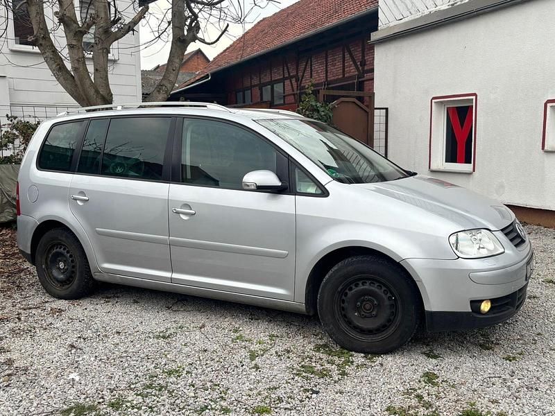 Gebraucht VW Touran 140 PS (102 kW) 2004 Silber Van / Kleinbus