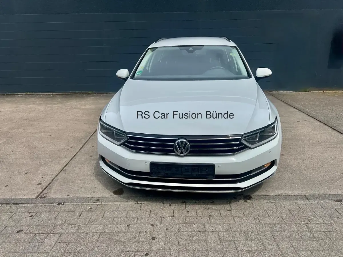 Gebraucht VW Passat 190 PS (139 kW) 2019 Weiß Kombi