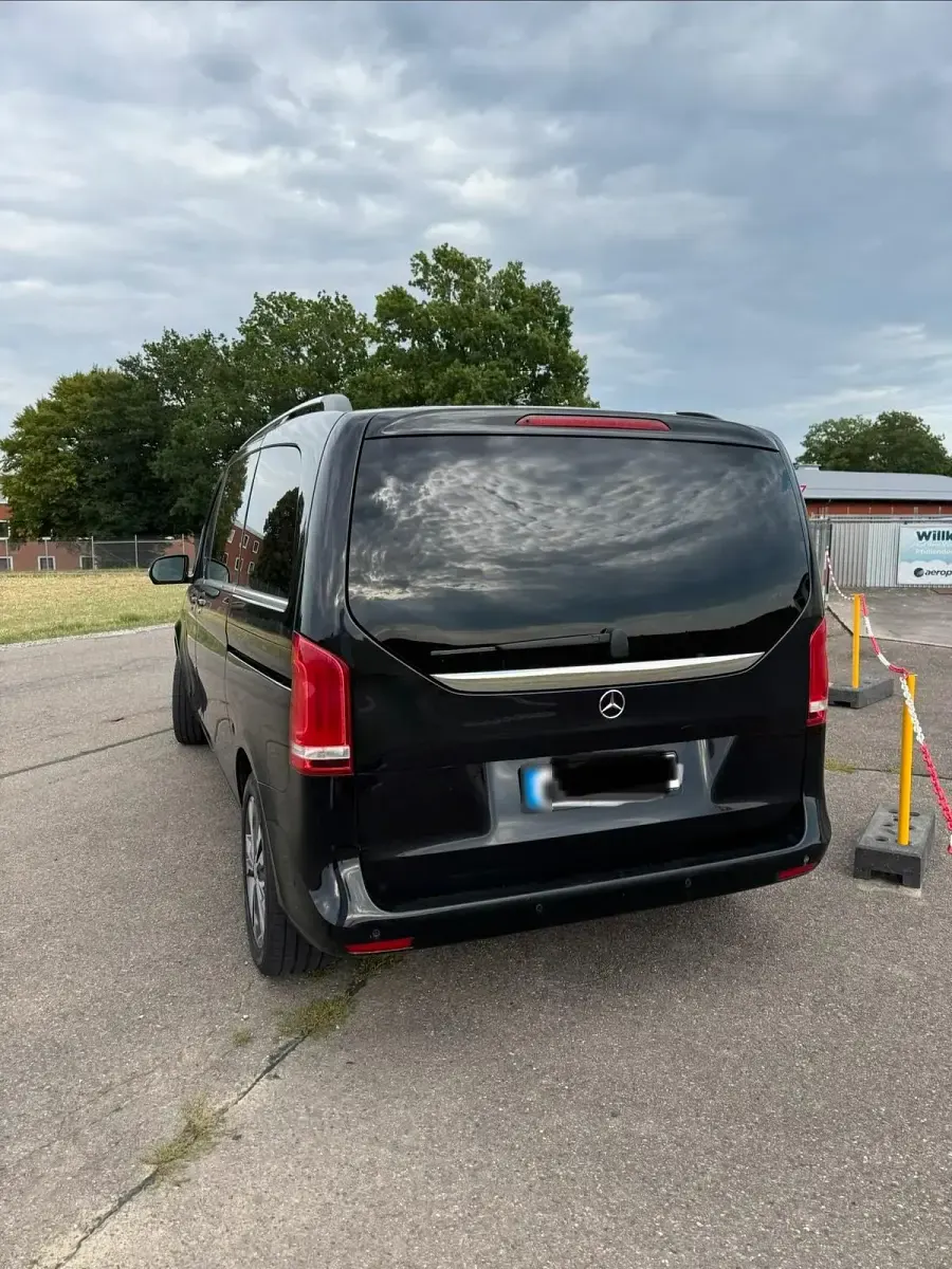 Gebraucht Mercedes V250 190 PS (139 kW) 2015 Schwarz Van / Kleinbus