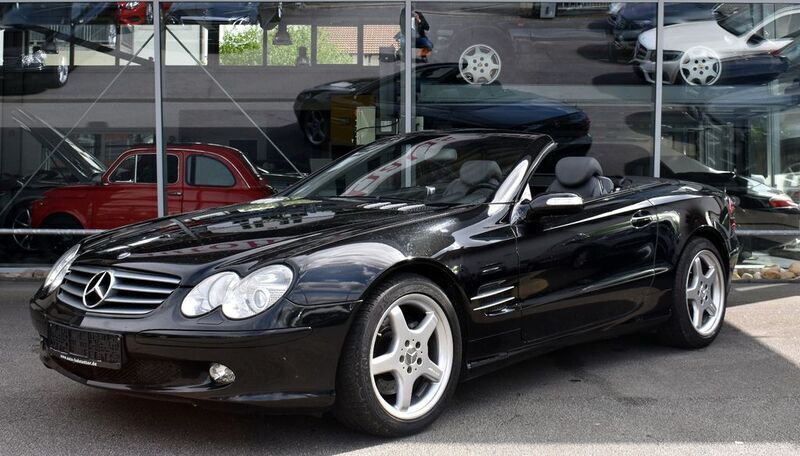 Obsidianschwarz metalliclack Gebraucht 2004 Mercedes SL500 Cabrio | 22.900 € (Etwas zu teuer) - Bild 1/4