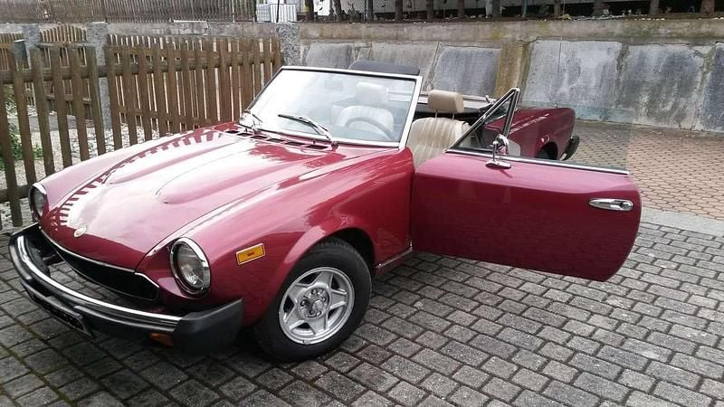 Gebraucht Fiat 124 Spider 105 PS (77 kW) 1980 Rot Cabrio