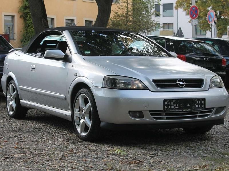 Gebraucht Opel Astra Cabriolet 101 PS (74 kW) 2002 Silber Cabrio