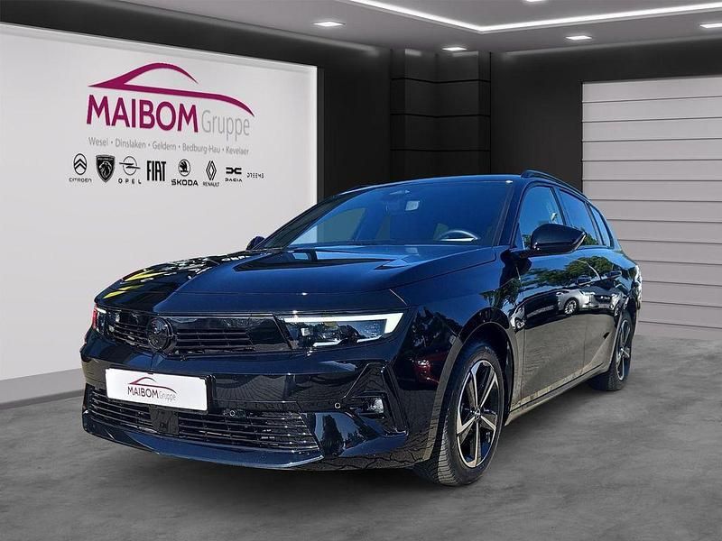 Lackierung schwarz perla nera/ Gebraucht 2024 Opel Astra Kombi | 22.945 € (Fairer Preis) - Bild 1/4