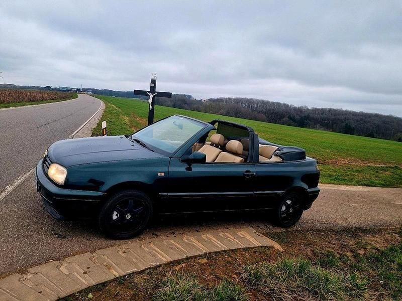 Gebraucht VW Golf Cabriolet 101 PS (74 kW) 1997 Grün Cabrio