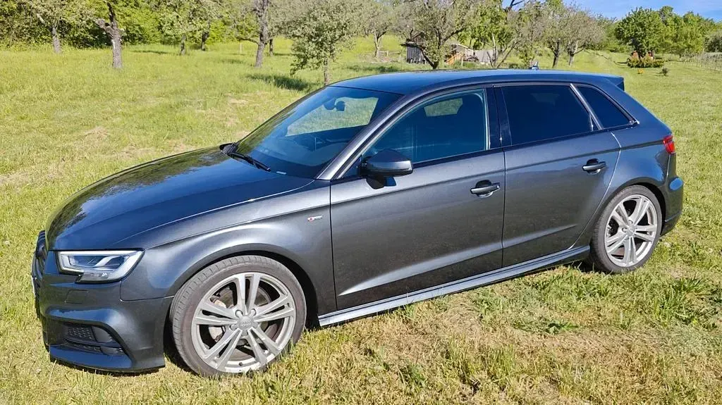 Gebraucht Audi A3 S-Line 150 PS (110 kW) 2018 Grau Limousine