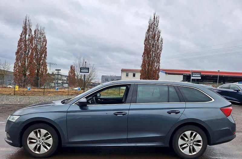 Gebraucht Skoda Octavia 150 PS (110 kW) 2021 Grau Kombi