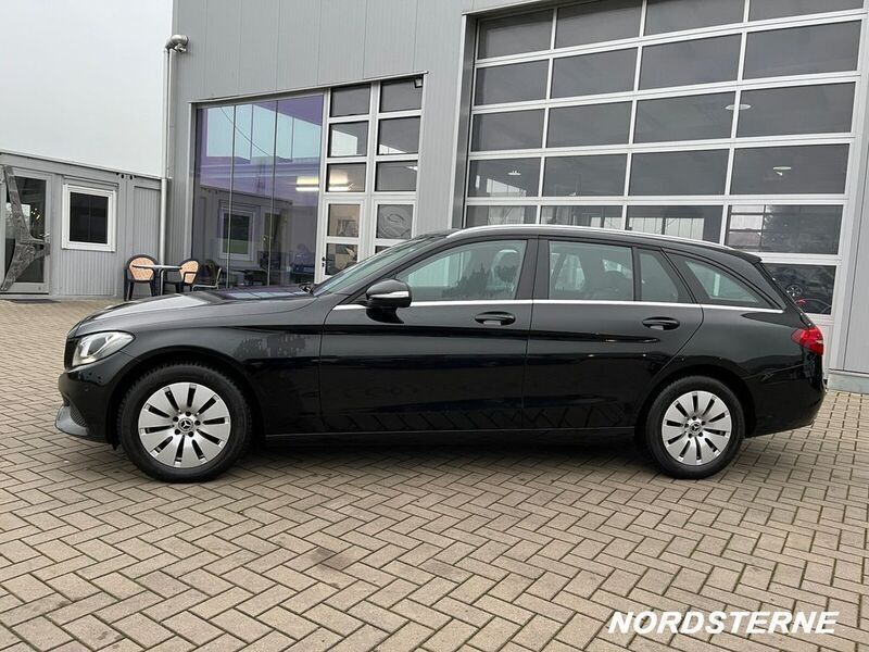 Gebraucht Mercedes C220 170 PS (125 kW) 2016 Schwarz Kombi