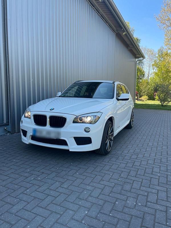 Weiß Gebraucht 2012 BMW X1 M Sport SUV | 9.800 € (Fairer Preis) - Bild 1/4