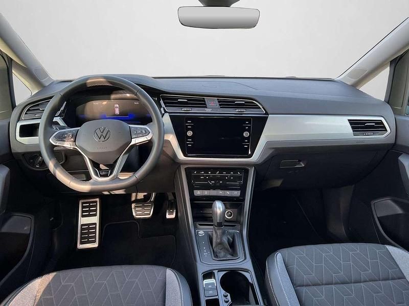 Gebraucht VW Touran Goal 150 PS (110 kW) 2025 Grenadillschwarz metallic (metallic) Van / Kleinbus