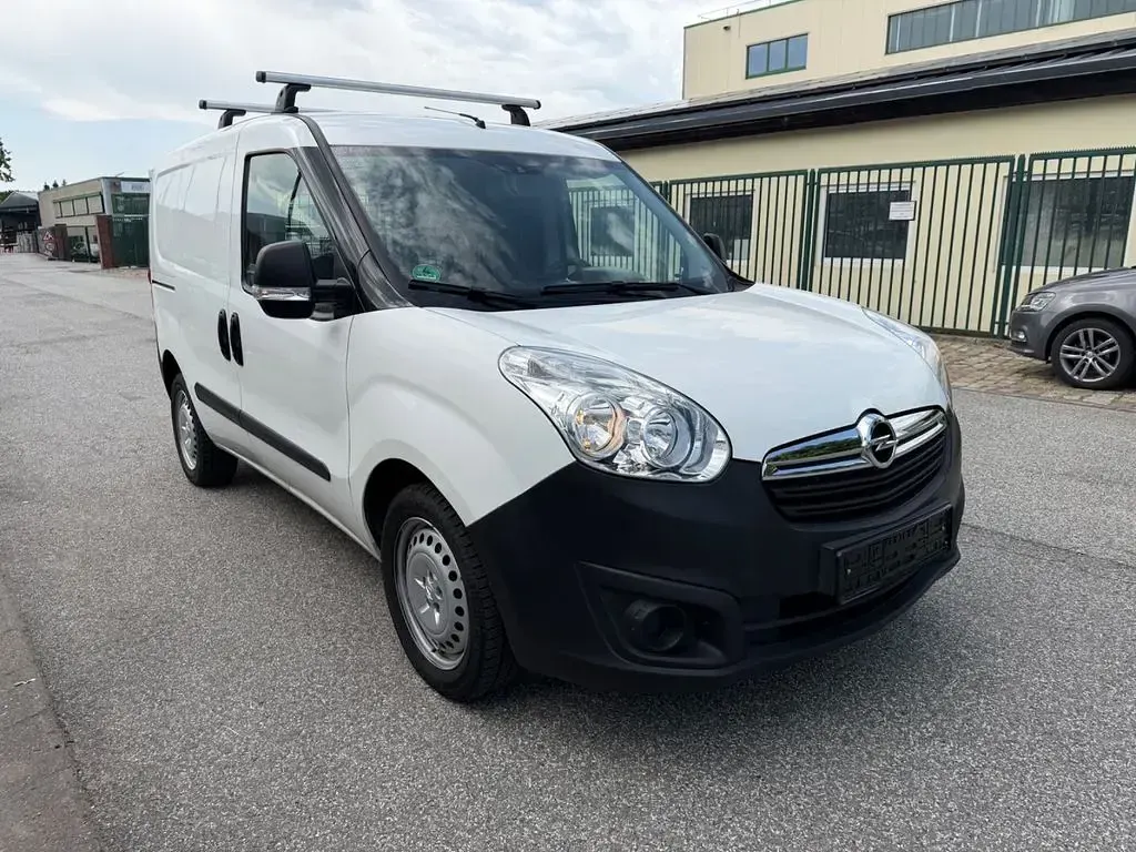 Gebraucht Opel Combo 95 PS (69 kW) 2014 Weiß Van / Kleinbus