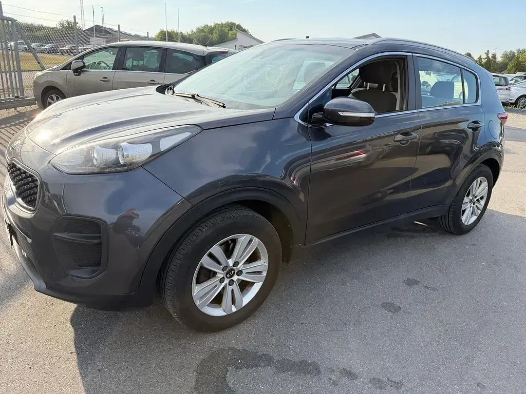 Gebraucht Kia Sportage Attract 132 PS (97 kW) 2017 Grau SUV