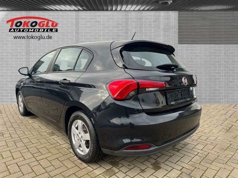 Gebraucht Fiat Tipo Pop 95 PS (69 kW) 2017 Hellblau) (blau Limousine