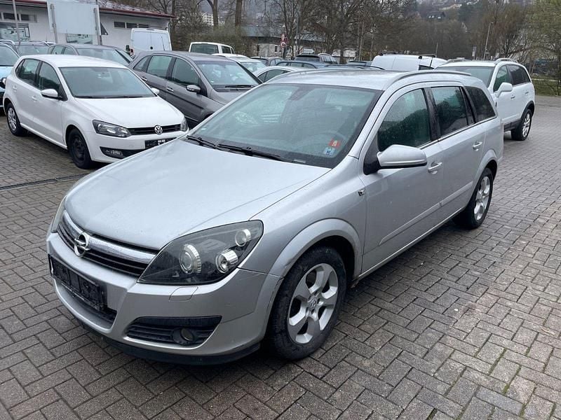 Gebraucht Opel Astra 150 PS (110 kW) 2006 Silber Kombi