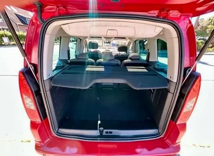 Gebraucht Citroën Berlingo SELECTION 92 PS (67 kW) 2014 Rot Van / Kleinbus