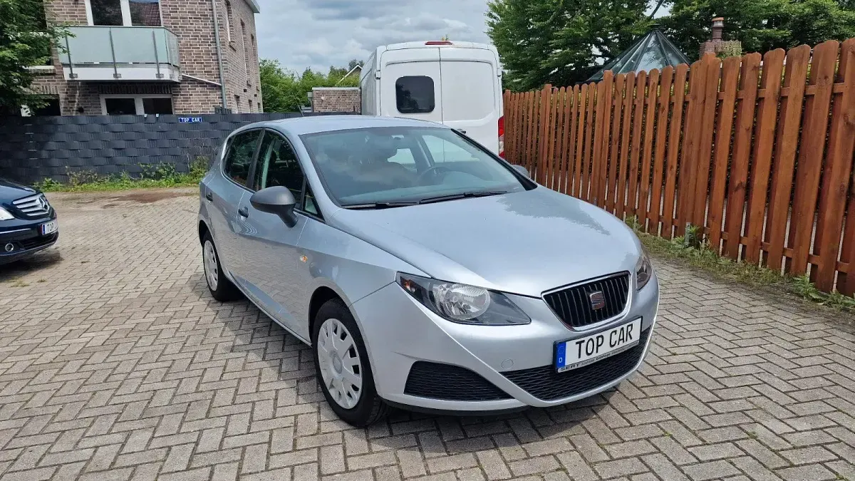 Gebraucht Seat Ibiza Reference 69 PS (50 kW) 2009 Silber Limousine