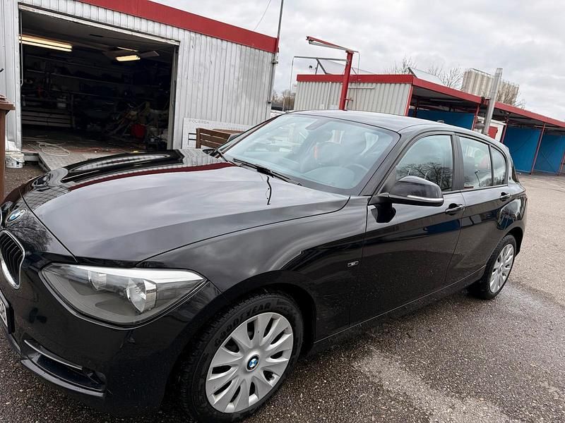 Gebraucht BMW 116 Efficient Dynamics 116 PS (85 kW) 2013 Schwarz Kleinwagen