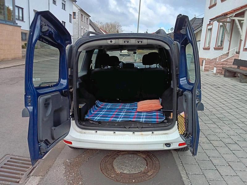 Gebraucht Dacia Logan MCV Lauréate 86 PS (63 kW) 2009 Kombi