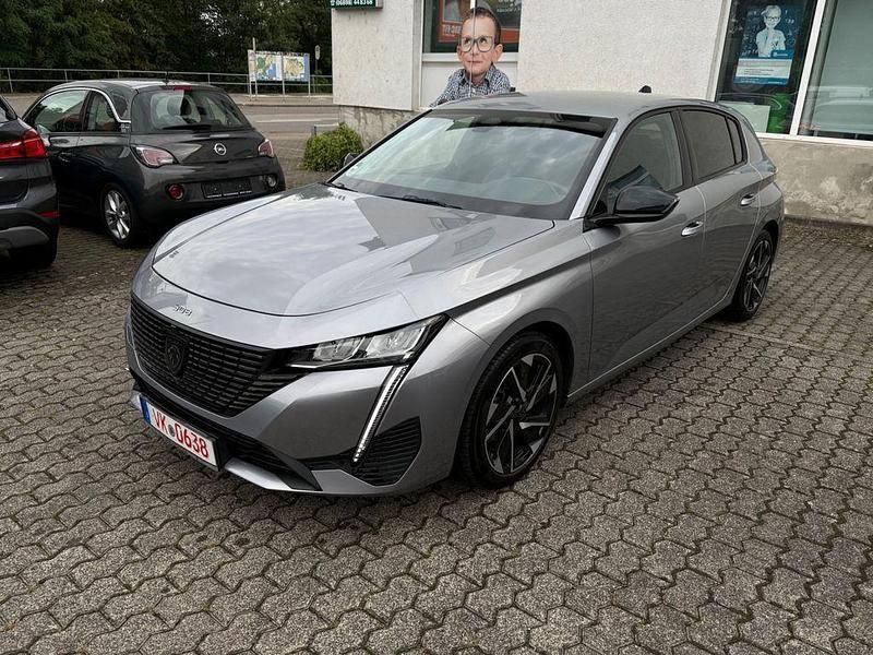Grau Gebraucht 2022 Peugeot 308 Allure Limousine | 18.700 € (Fairer Preis) - Bild 1/4