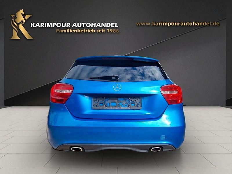 Gebraucht Mercedes A200 170 PS (125 kW) 2014 Suedseeblau Limousine