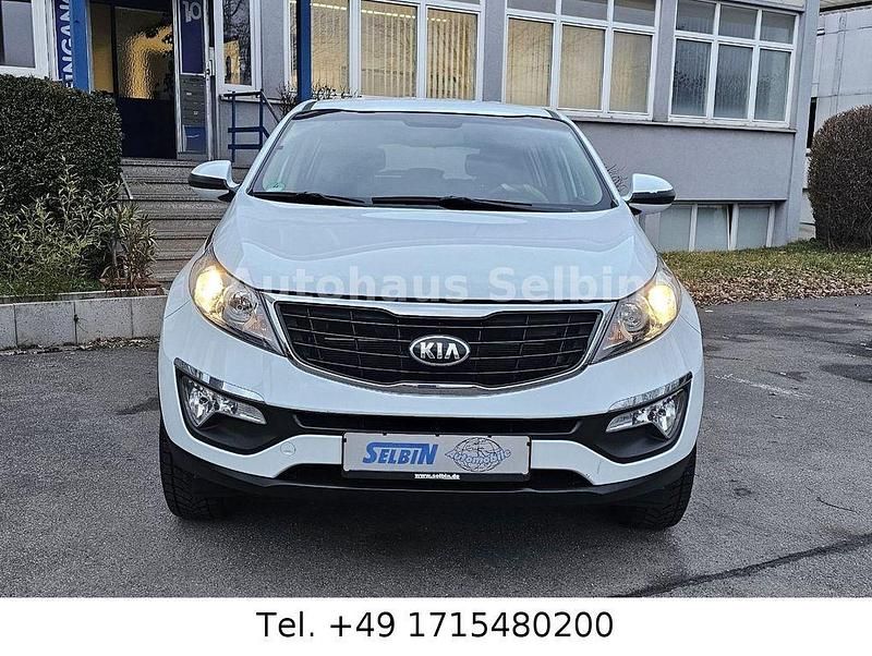 Gebraucht Kia Sportage Vision 135 PS (99 kW) 2015 Weiß SUV
