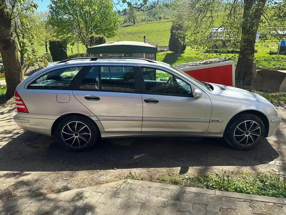 Gebraucht Mercedes C180 2004 Silber Kombi