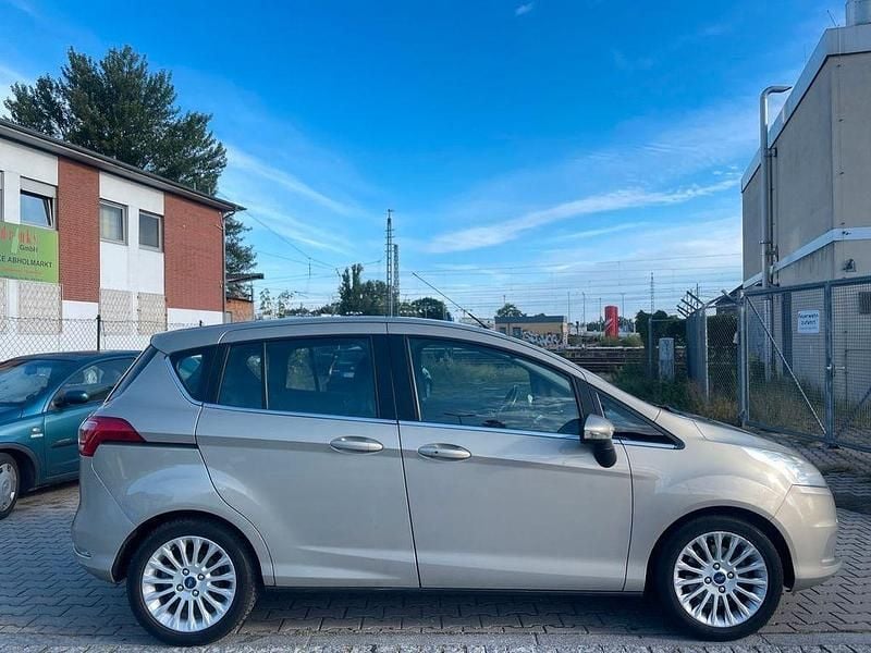 Gebraucht Ford B-MAX Titanium 101 PS (74 kW) 2013 Tectonic silver Van / Kleinbus