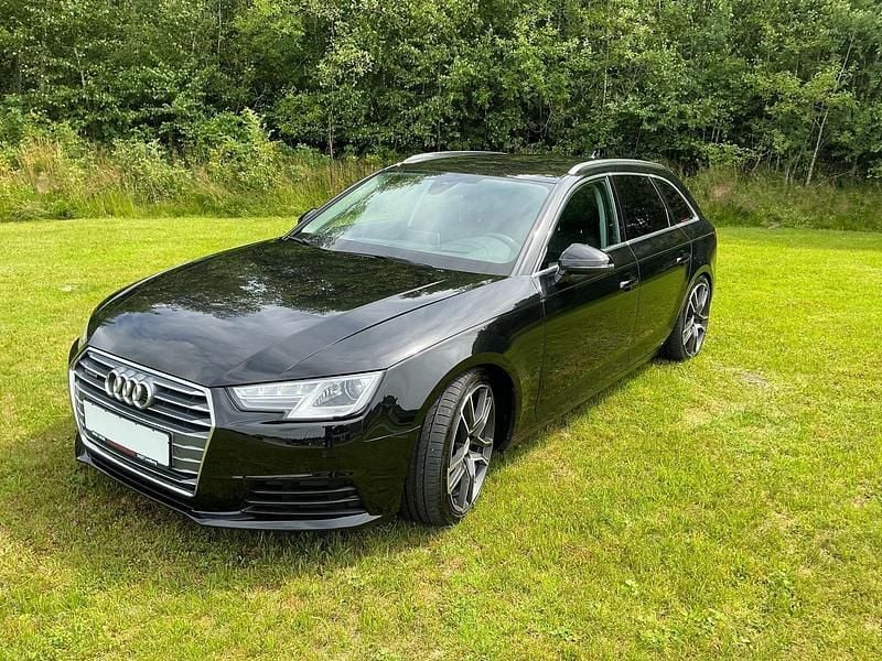 Schwarz Gebraucht 2016 Audi A4 Ambiente Kombi | 21.200 € (Fairer Preis) - Bild 1/4