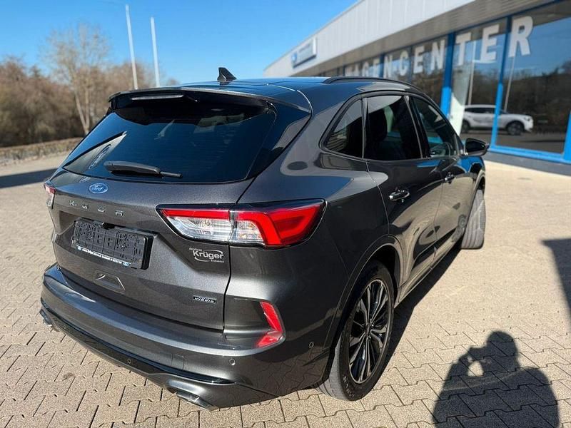 Gebraucht Ford Kuga ST-Line X 152 PS (111 kW) 2021 Schwarz SUV