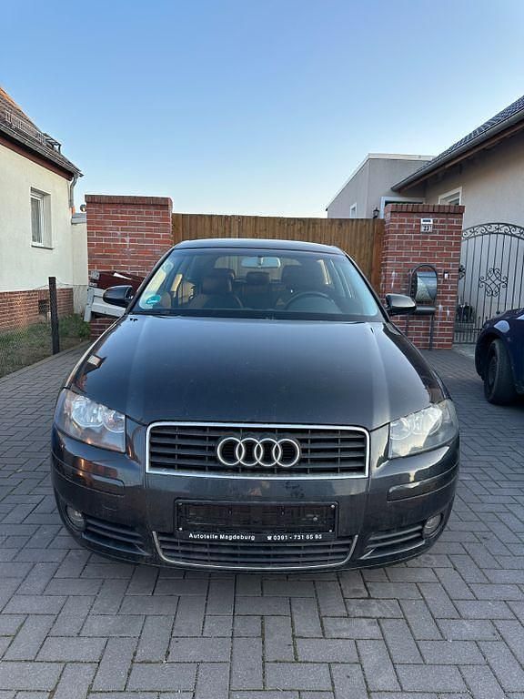 Gebraucht Audi A3 Attraction 150 PS (110 kW) 2003 Schwarz Kleinwagen