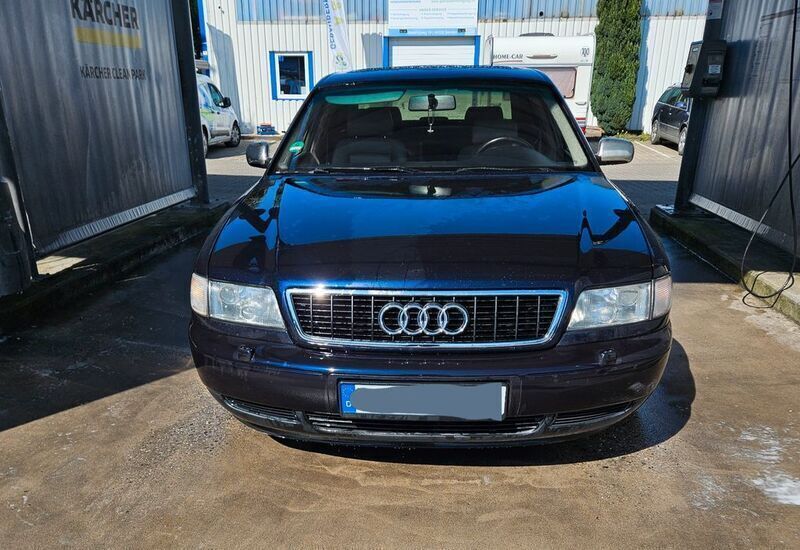 Blau Gebraucht 1998 Audi S8 Sport Limousine | 8.500 € (Guter Preis) - Bild 1/4