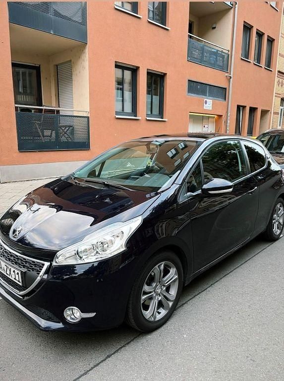 Gebraucht 2014 Peugeot 208 Active Kleinwagen | 3.450 € (Superpreis) - Bild 1/4