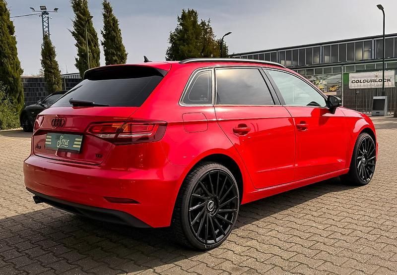 Gebraucht Audi A3 Advanced 116 PS (85 kW) 2019 Rot metallic Limousine