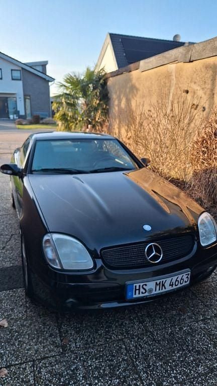 Gebraucht Mercedes SLK200 163 PS (119 kW) 2002 Schwarz Cabrio
